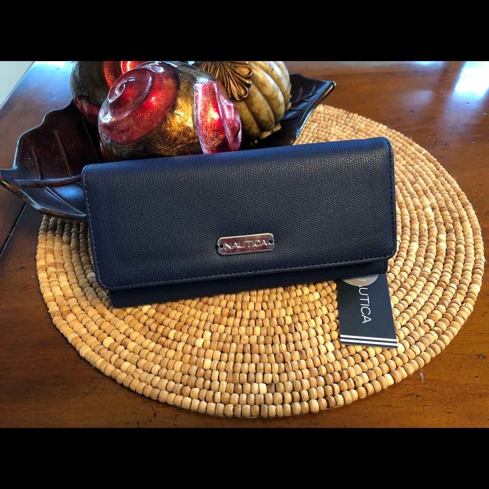 NWT Nautica blue wallet